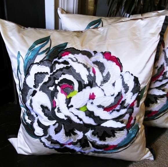 Designers Guild set/2 pillow‎ shams embroidered… - Picture 7 of 15